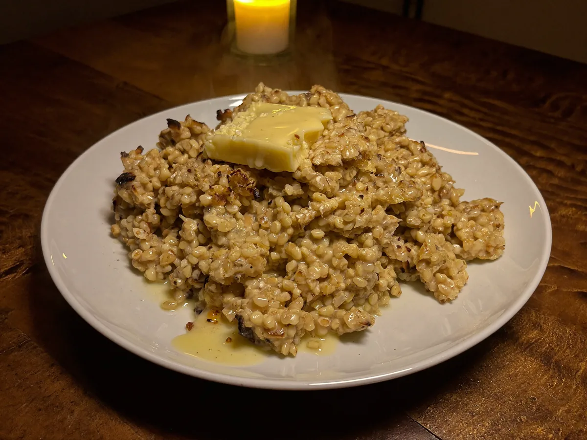 Биточки из пшеничной каши с сыром