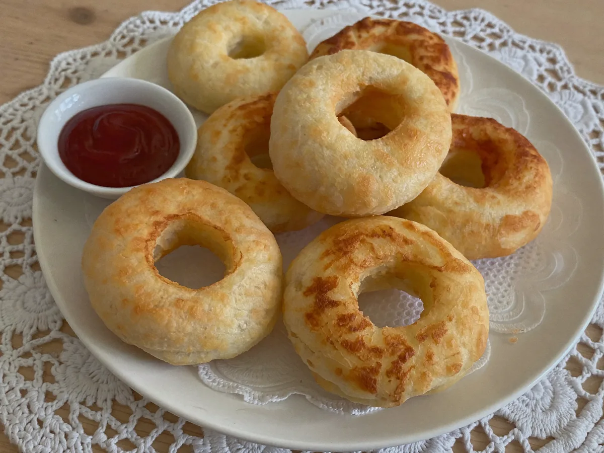 Картофельные пончики на дрожжах