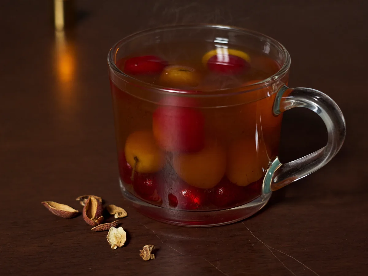 Компот из крыжовника и смородины