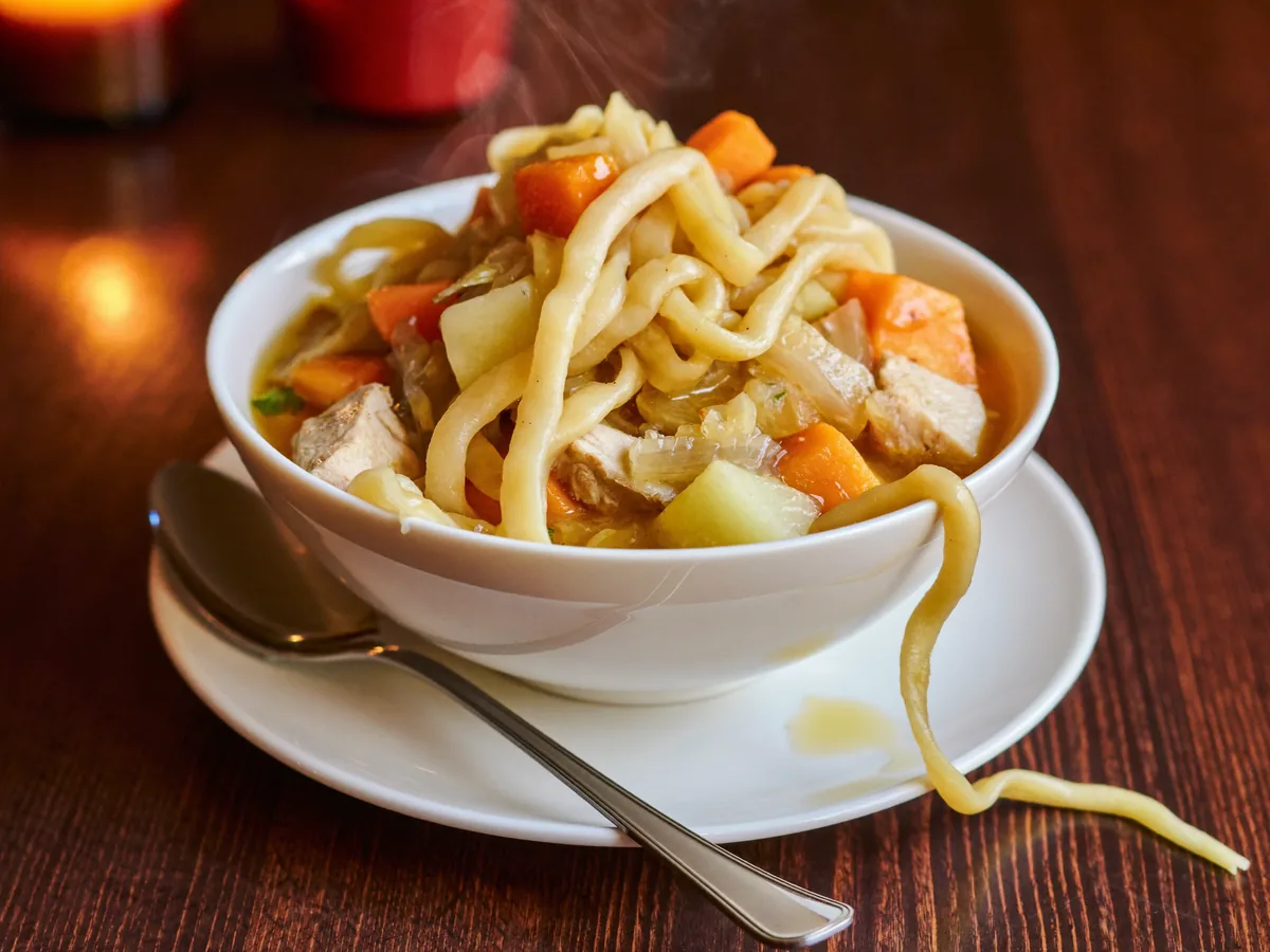Лагман лапша с индейкой и овощами