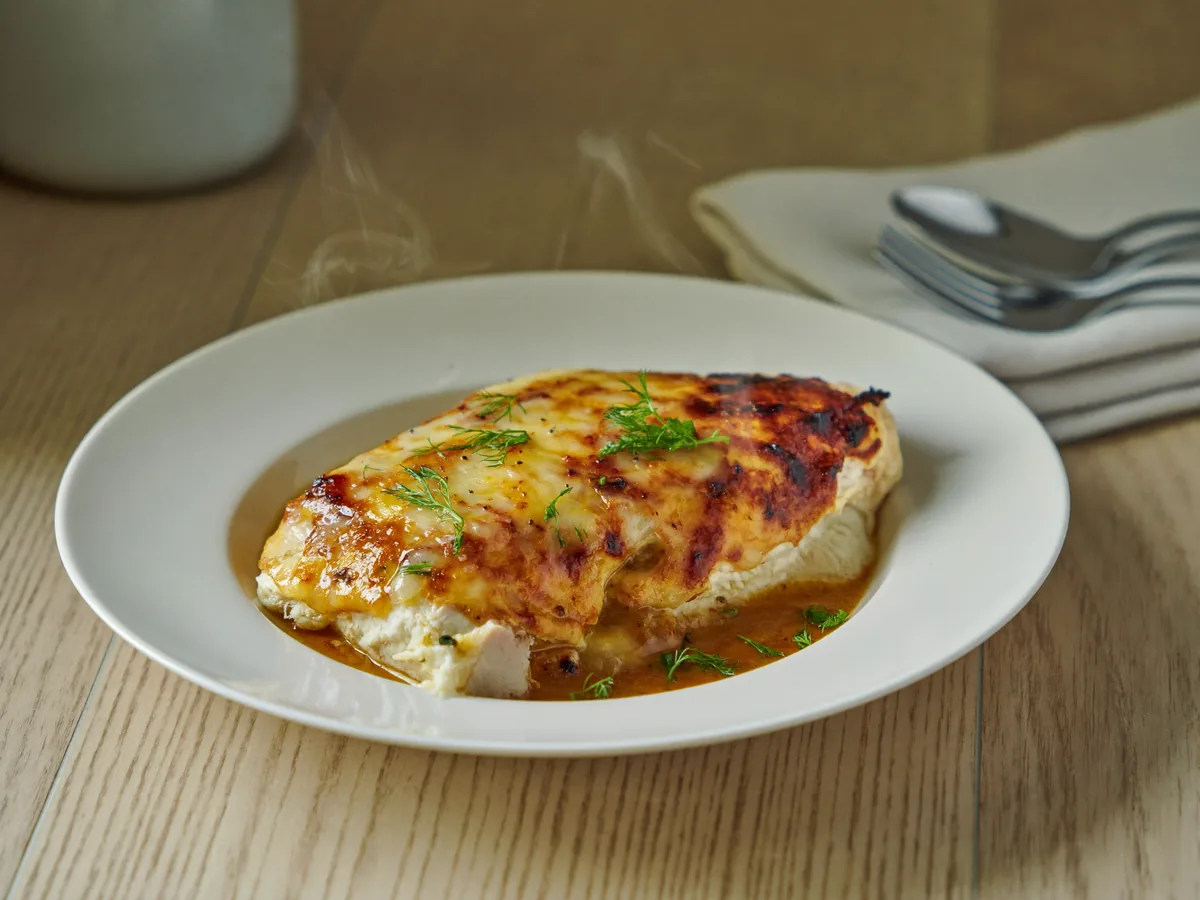 Мясо с брусникой