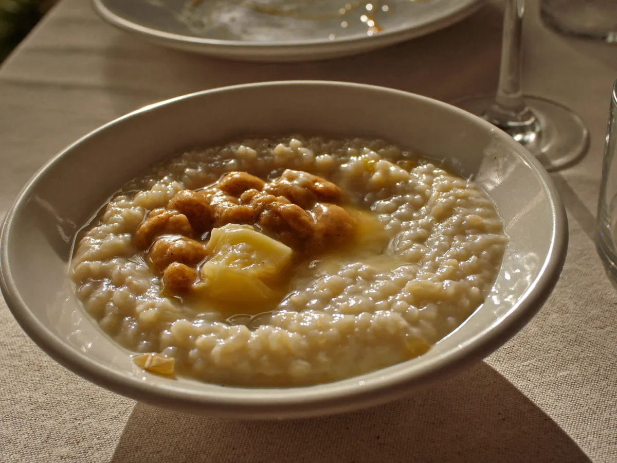Овсяная каша с яйцом