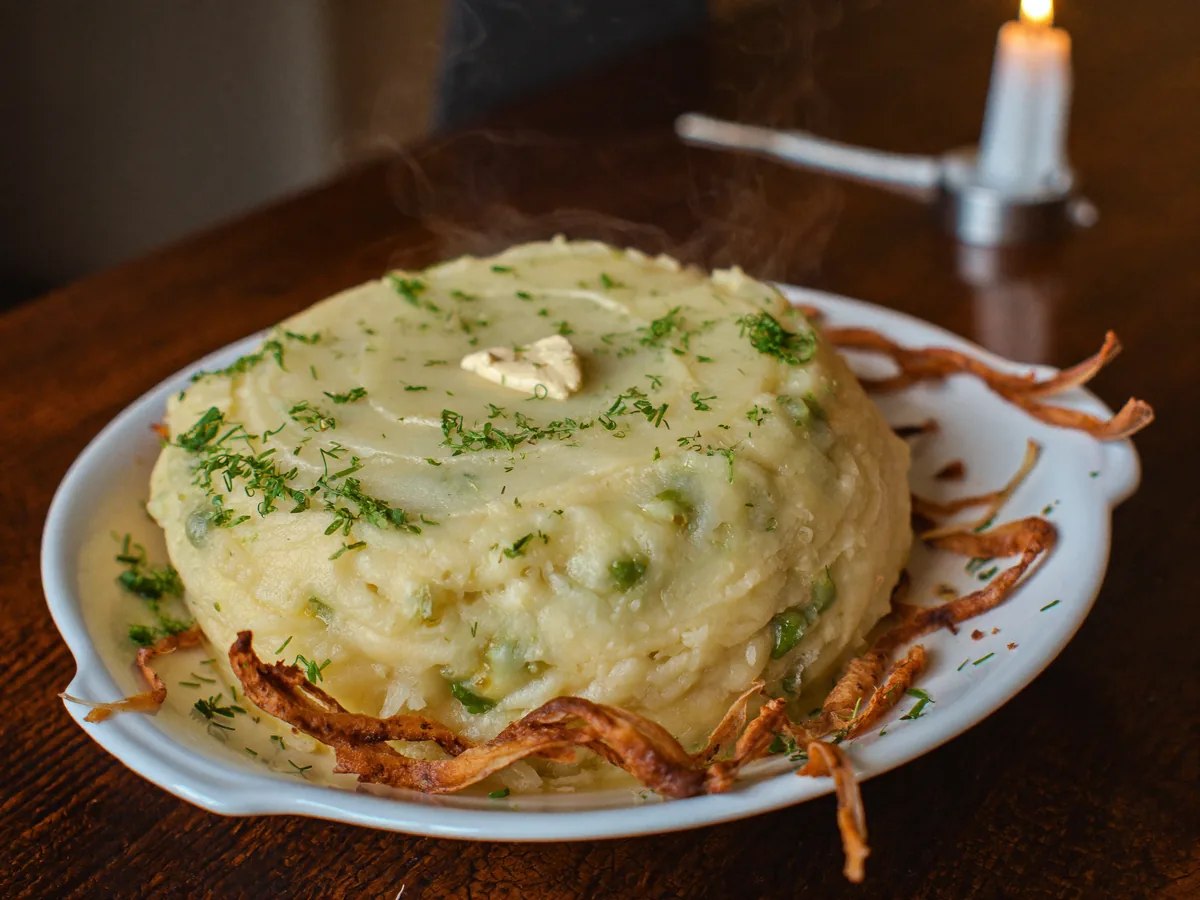 Перец, фаршированный картофельным пюре