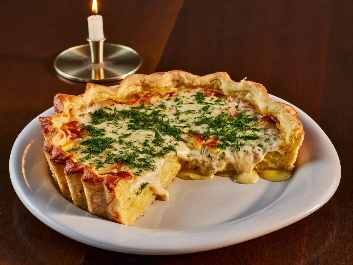 Пирог осетинский с сыром и зеленью