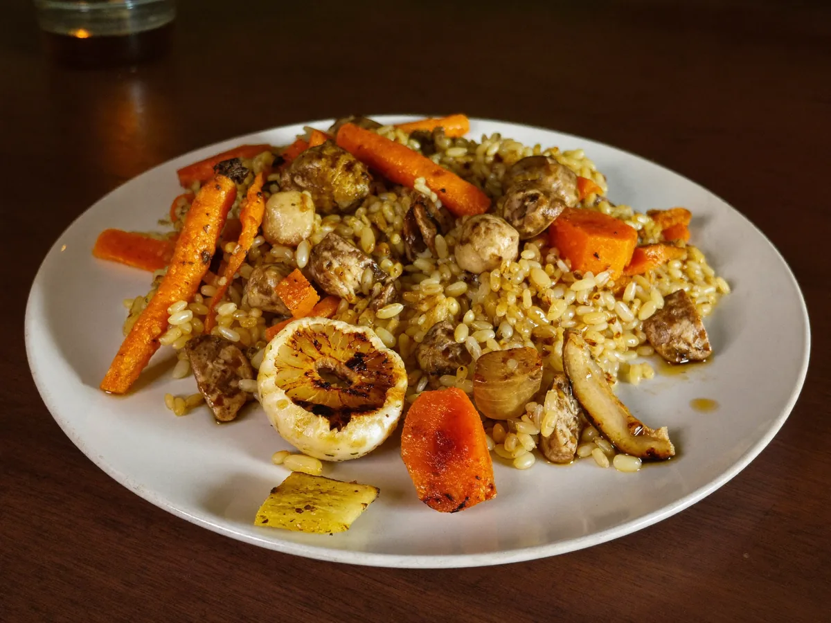 Плов из перловки с грибами