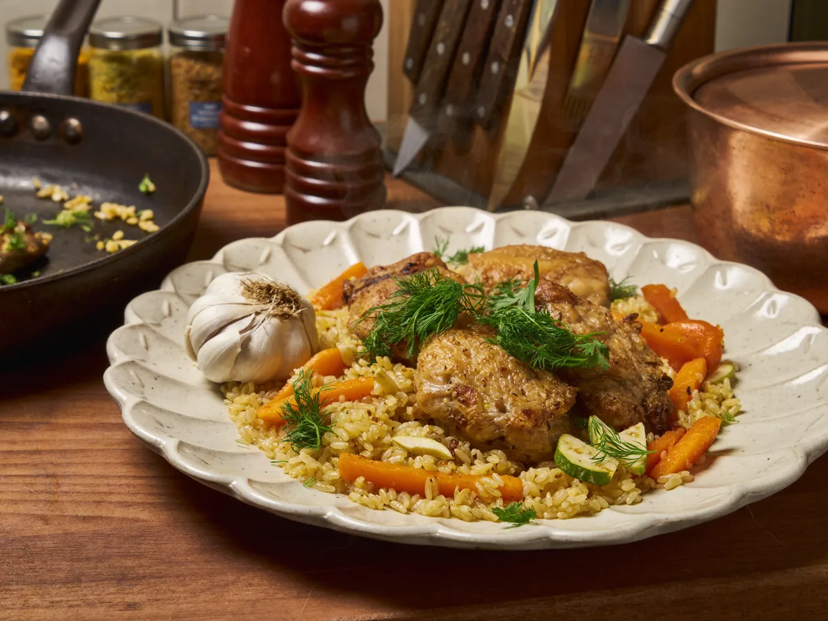 Плов с курицей и кабачками