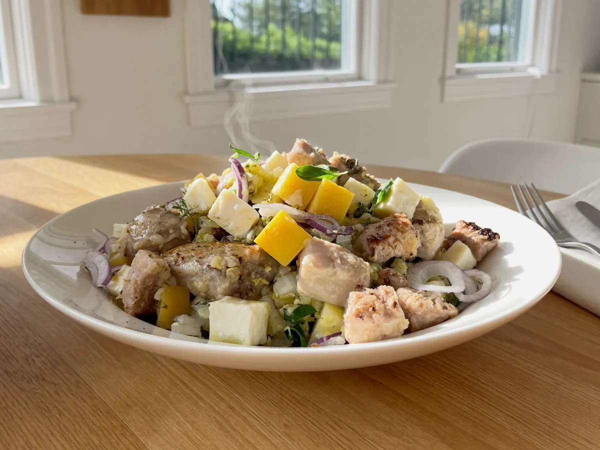 Салат из курицы с сыром