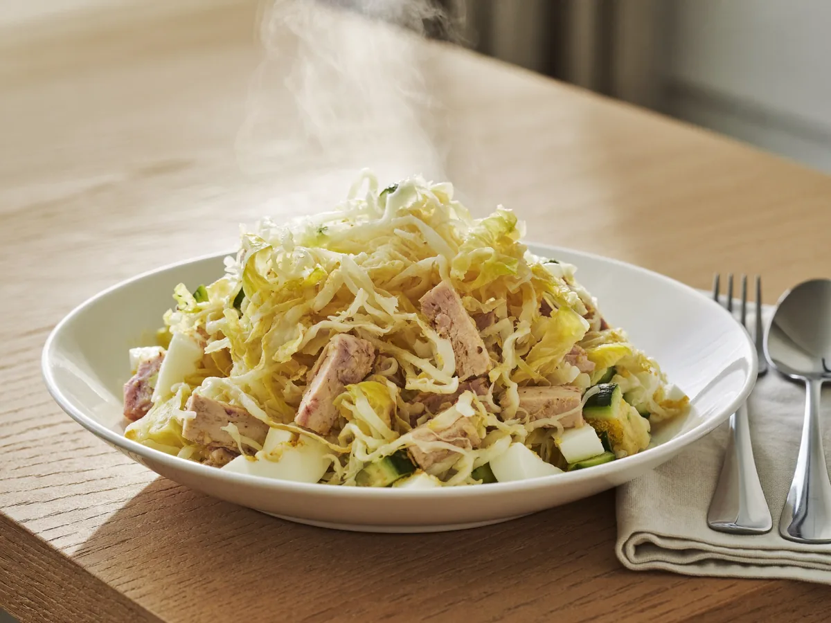 Салат куриный с пекинской капустой