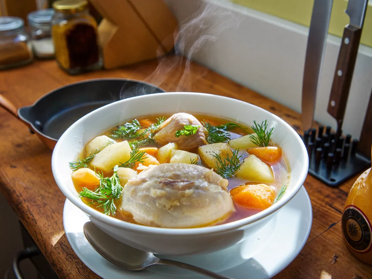 Суп из куриных бедрышек