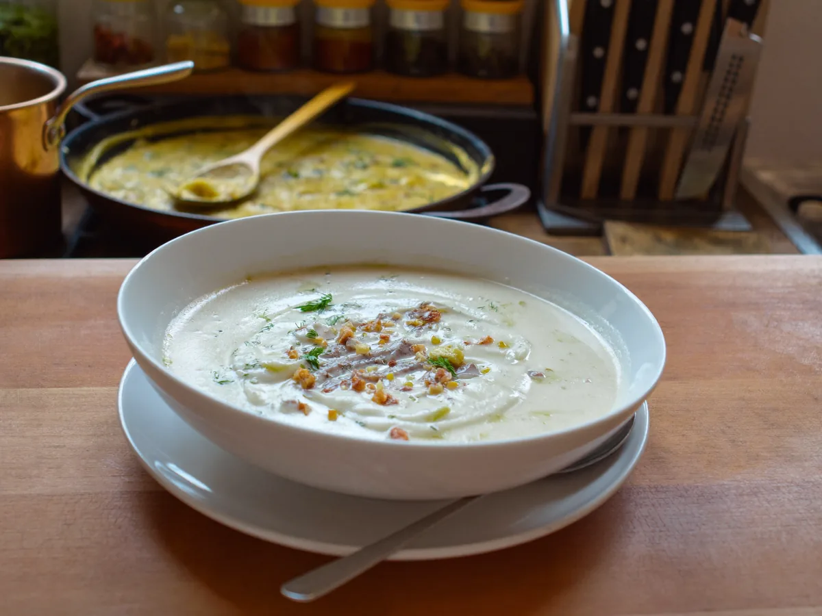 Суп-пюре из сельдерея и замороженных овощей (со сливками)