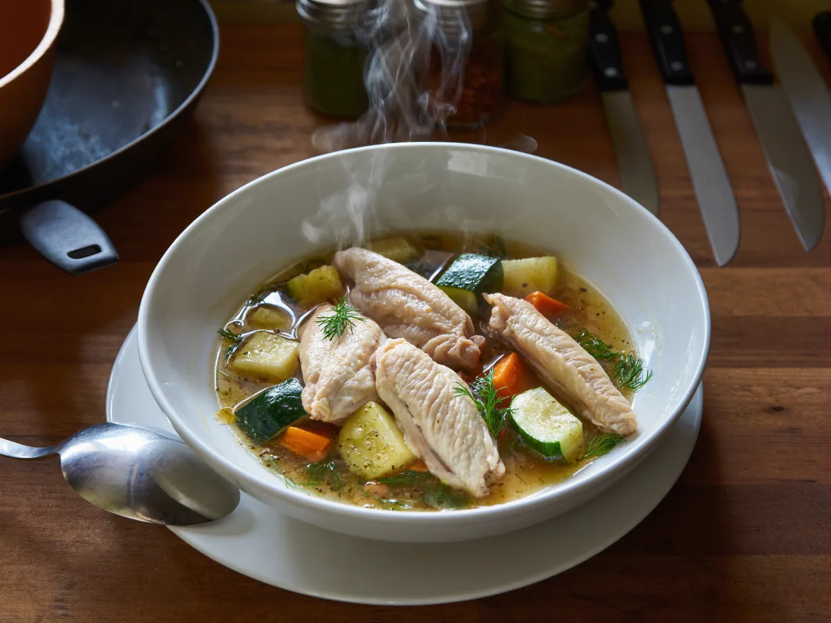 Суп с кабачком и курицей