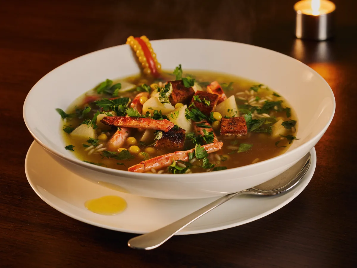 Суп с крабовыми палочками и кукурузой