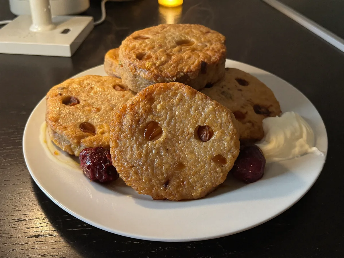 Сырники с курагой в духовке