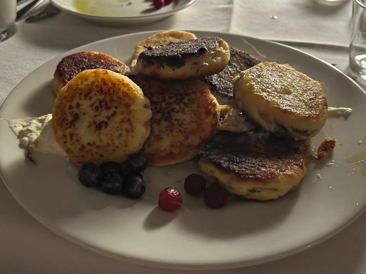 Сырники с морковью и творогом на сковороде