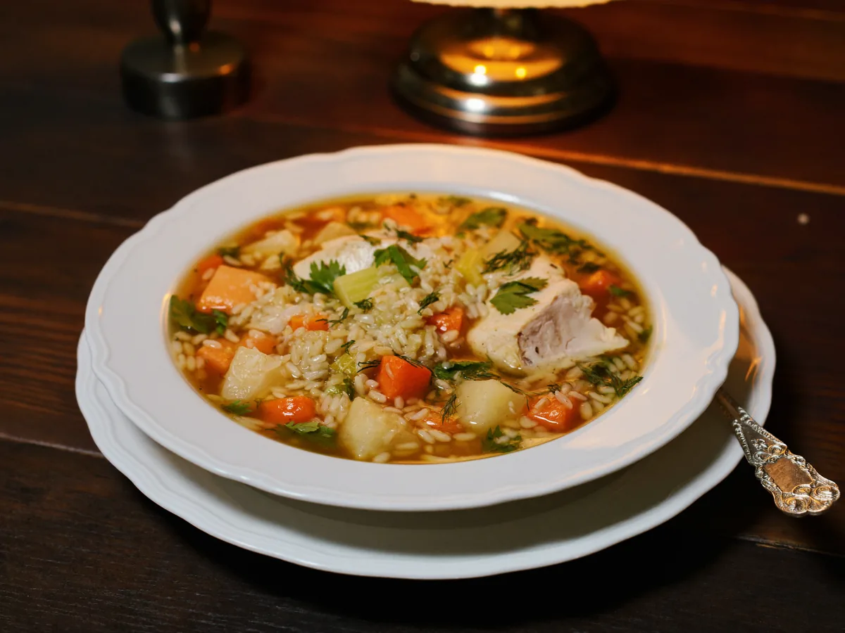 Сырный суп с курицей и плавленным сыром