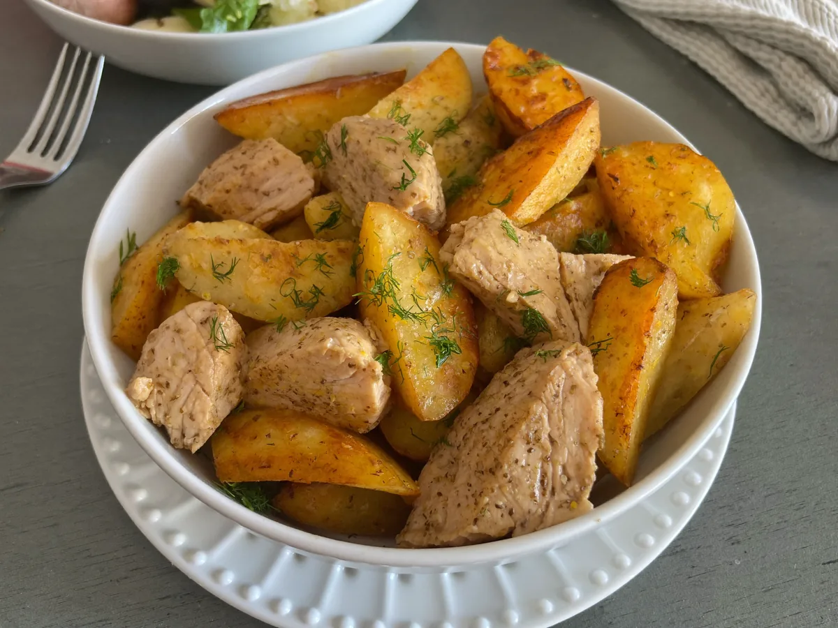 Тушеная картошка с курицей в аэрогриле