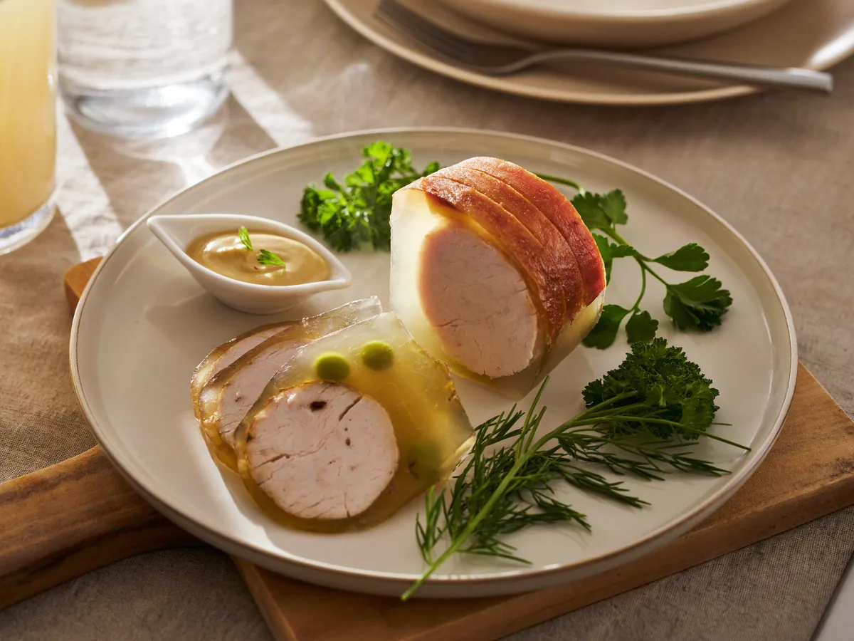 Заливное мясное ассорти