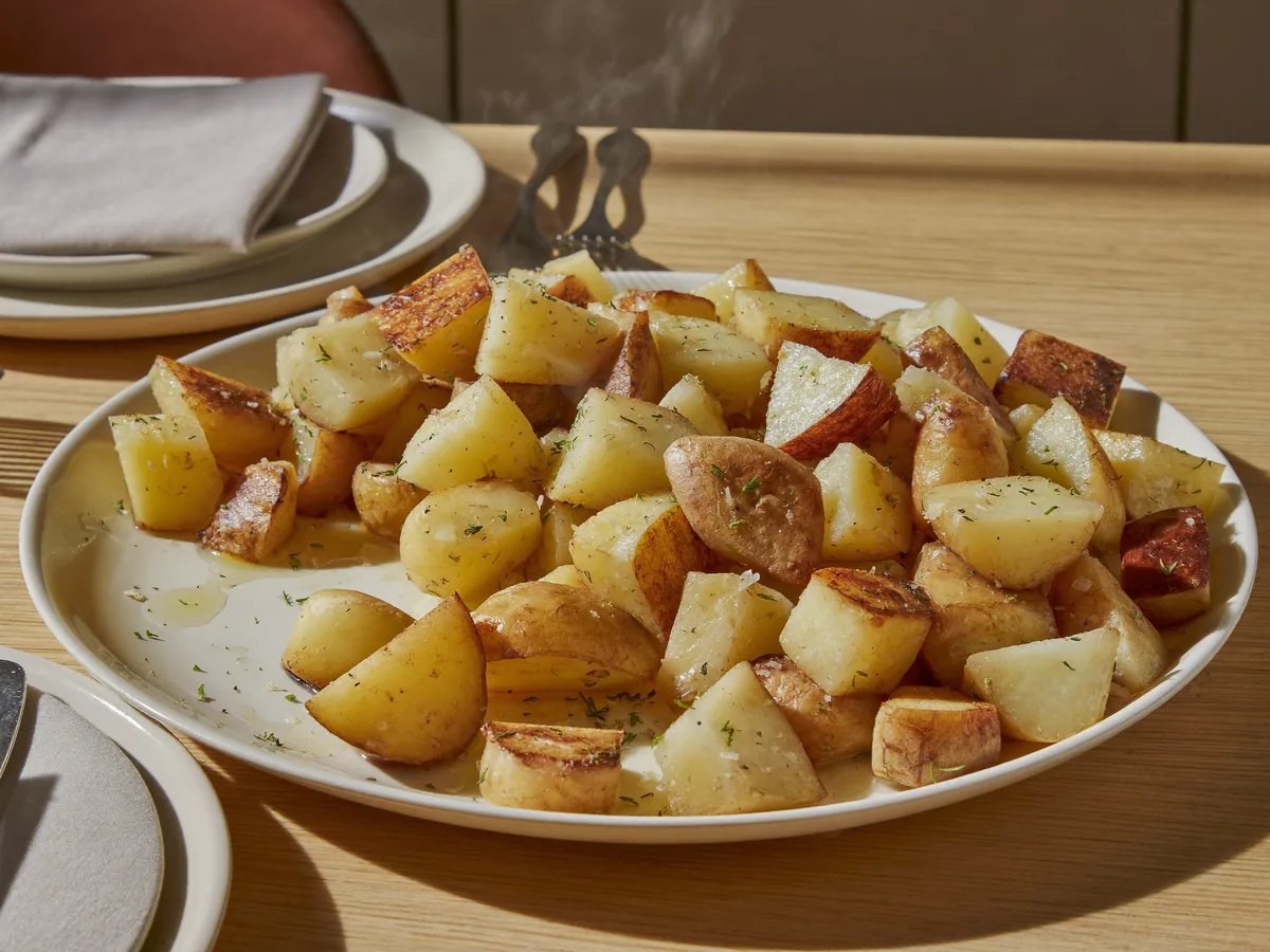 Запеченный картофель с пармезаном в духовке